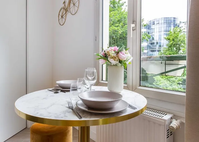 Charming - 2p - Beaugrenelle -tour Eiffel * Париж