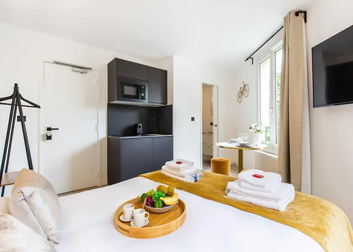 Charming - 2p - Beaugrenelle -tour Eiffel Париж